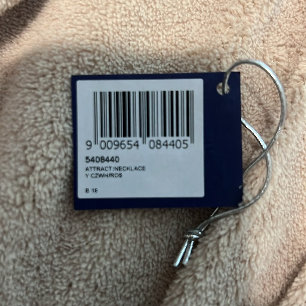 Swarovski “ Attract Lariat Y Necklace - Picture 8 of 8